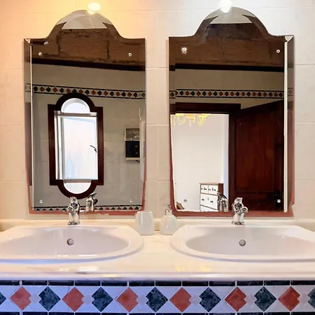 Charming 450-year-old House With Pool In *